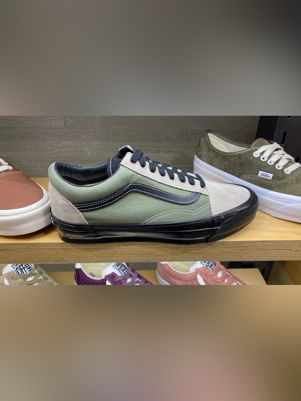 Vans Old Skool LX Ranger in Olive Green and Black